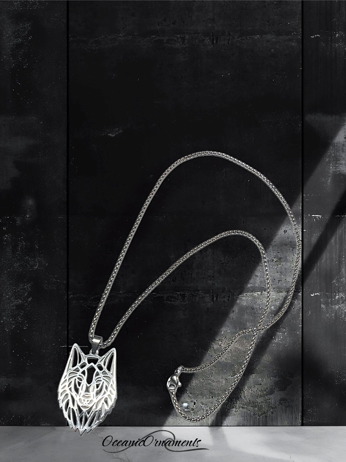 Nachtwächter – Wolfskopf-Kette aus Edelstahl