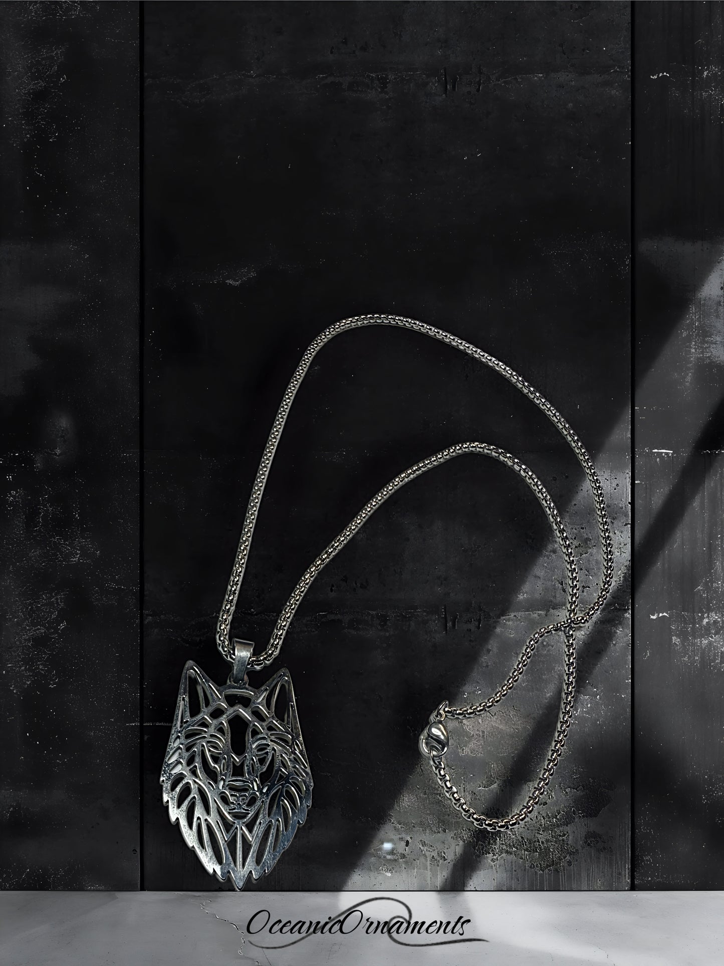 Nachtwächter – Wolfskopf-Kette aus Edelstahl